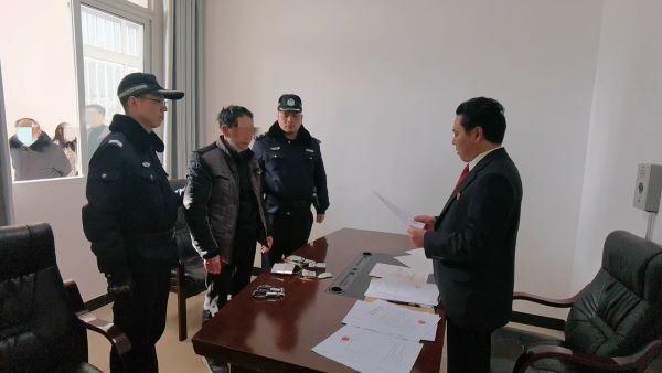 图片2.jpg 图片2.jpg