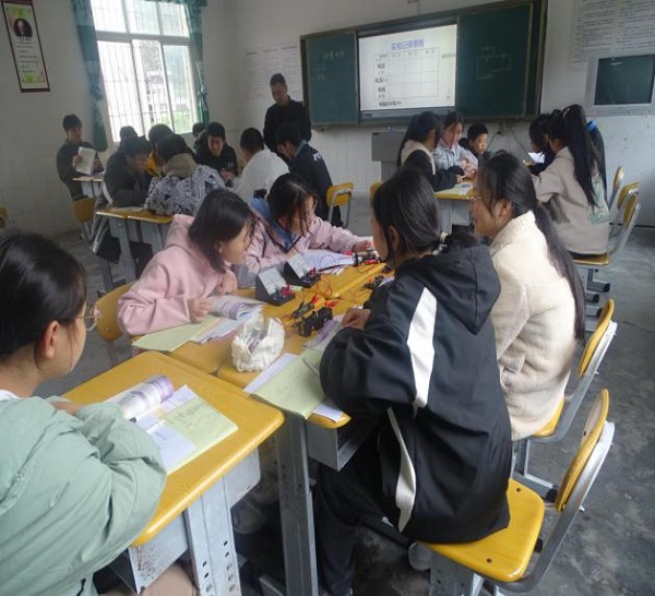 图片2.jpg 图片2.jpg