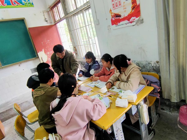 图片2.jpg 图片2.jpg