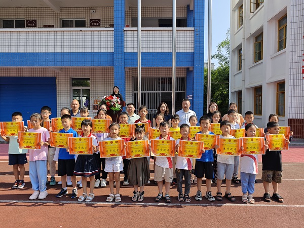 图片3.jpg 图片3.jpg