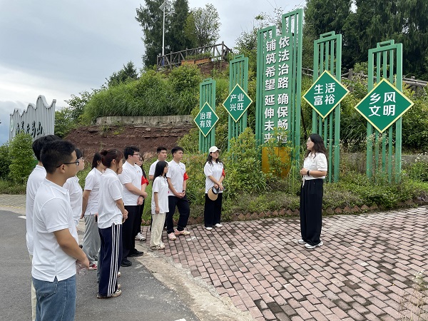 图片5.jpg 图片5.jpg
