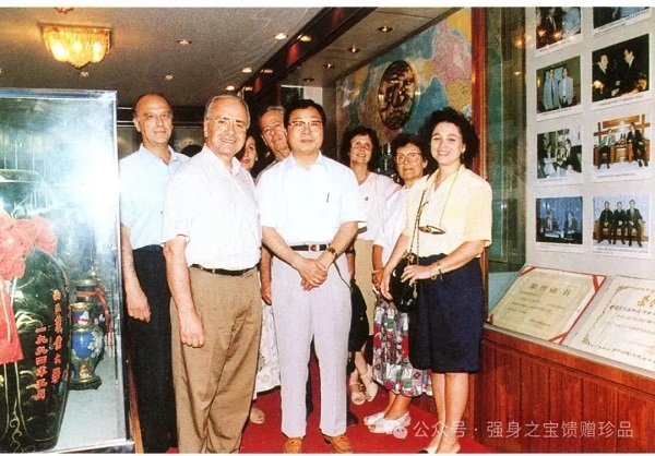 2.jpg 2.jpg
